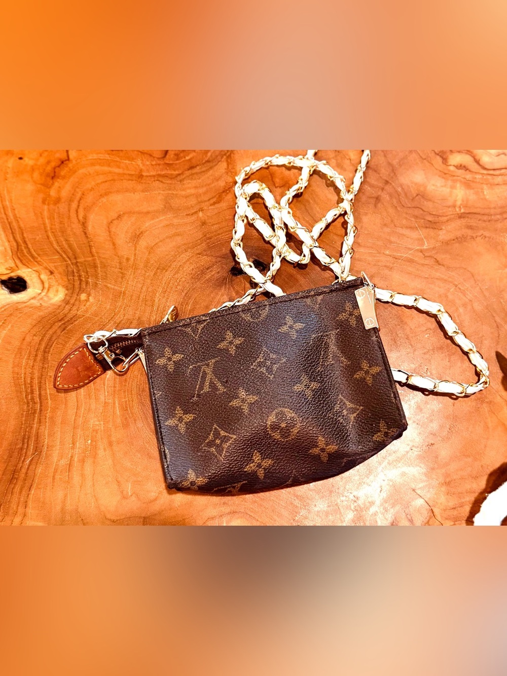 Louis Vuitton vintage monogram converted Crossbody pouchette  purse - Picture 4 of 13